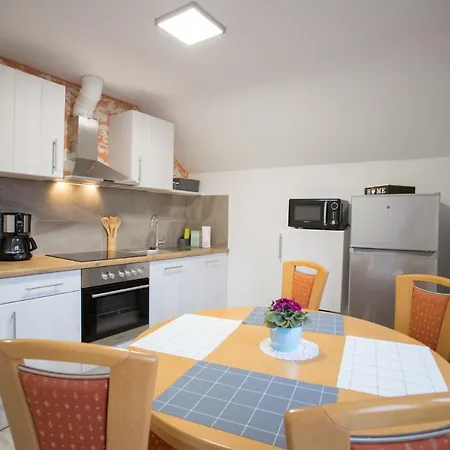 Apartment Apartmaji Hubi Bled