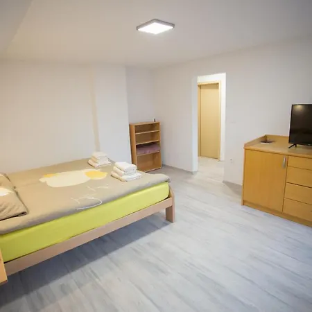 Apartmaji Hubi