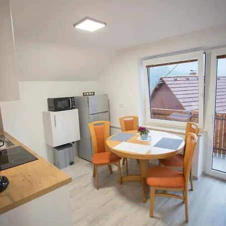 Apartment Apartmaji Hubi Bled