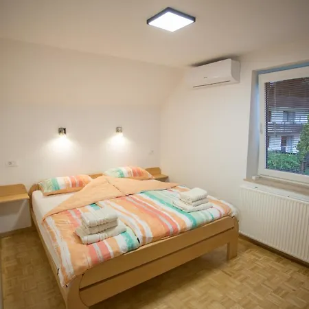 Apartmaji Hubi Apartment *
