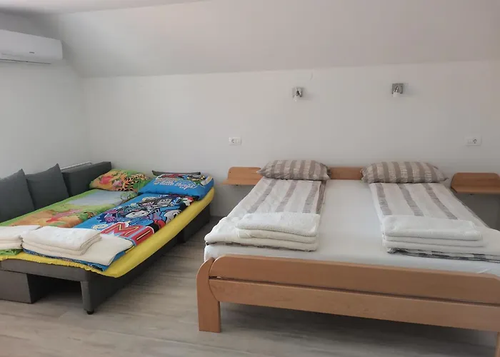 Apartmaji Hubi Lägenhet *
